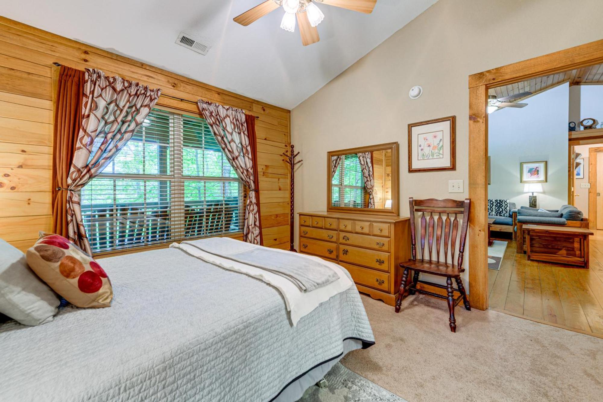 Serene Maggie Valley Retreat With Deck And Hot Tub! Ngoại thất bức ảnh