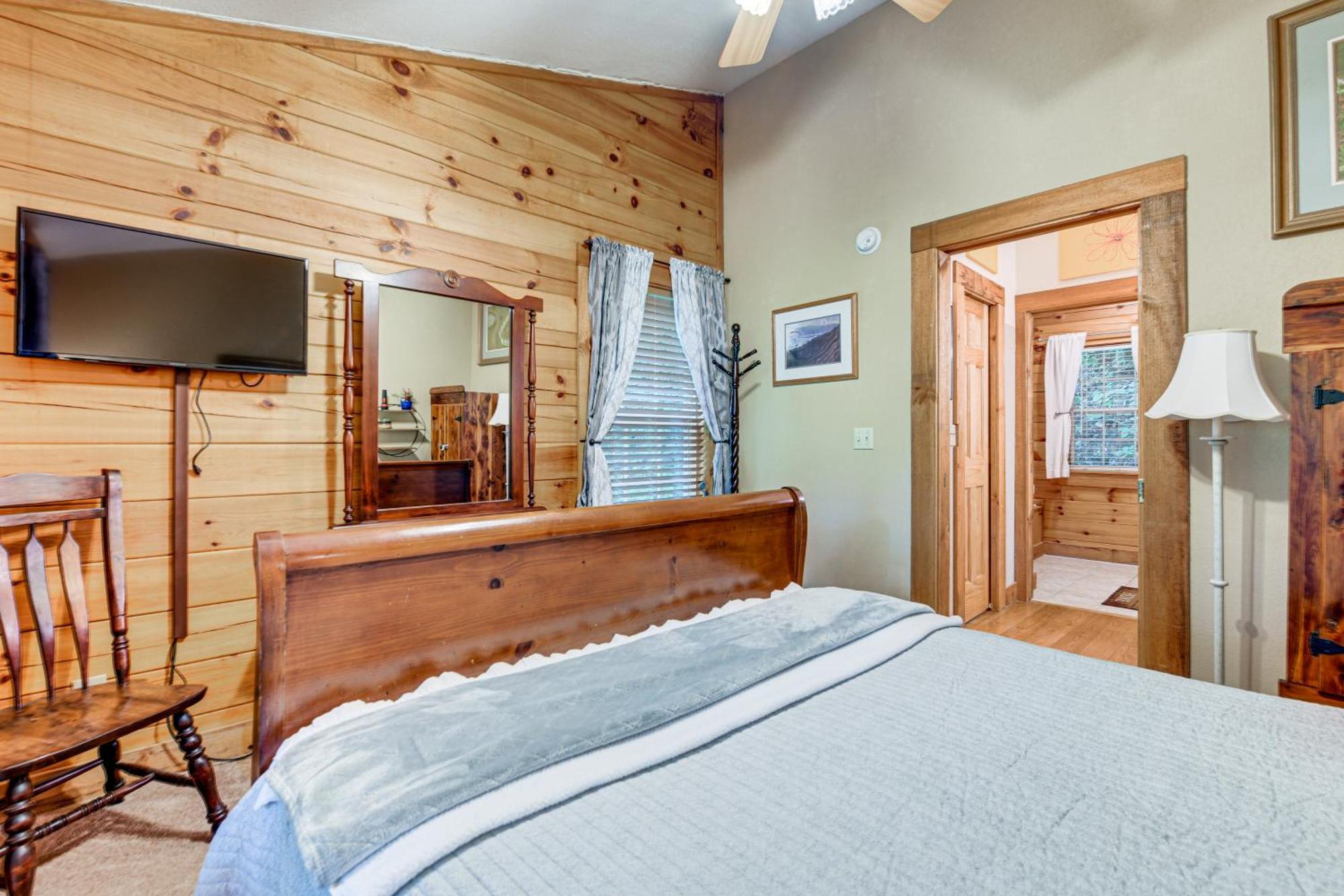 Serene Maggie Valley Retreat With Deck And Hot Tub! Ngoại thất bức ảnh